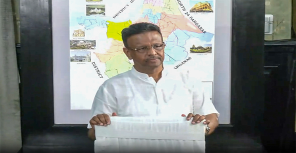 बंगाल विधानसभा में ऋतब्रत बनर्जी के साथ फिरहाद हकीम की मुलाकात से चर्चा तेज