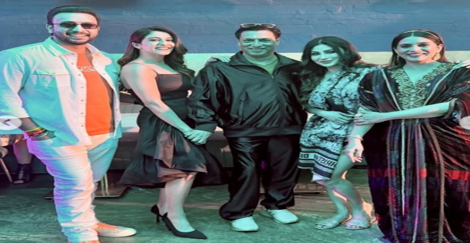 'द वाइव्स' की शूटिंग खत्म, सोनाली कुलकर्णी बोलीं- शानदार रहा सफर