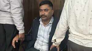 कांस्टेबल व दलाल 20 हजार की रिश्वत लेते रंगे हाथ गिरफ्तार, एसीबी की कार्रवाई