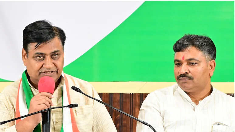 'कलेक्टर्स कान खोलकर सुन लें, पुंगी बजा देंगे', राजस्थान में SIR पर भड़के डोटासरा, जूली ने भी खोला मोर्चा