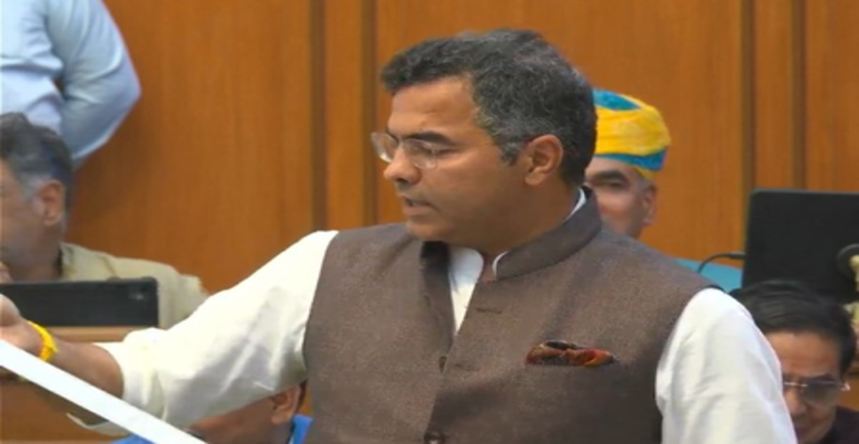 दिल्ली विधानसभा में 'शीशमहल' पर घमासान, प्रवेश वर्मा ने पेश की लग्जरी आइटम्स की लंबी लिस्ट