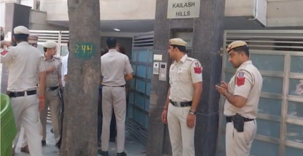 आईआरएस अधिकारी की बेटी की हत्या मामले में खुलासे, लैंप से हमला, चार्जर से गला घोंटा, फिर लॉकर लूटा