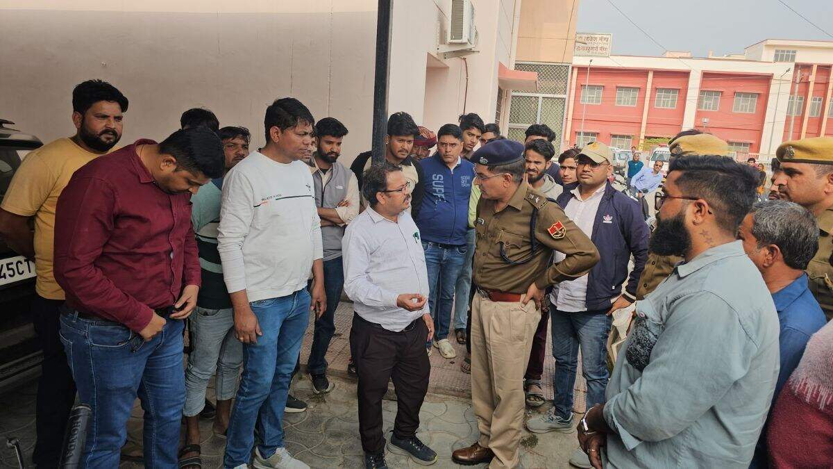 '2 साल बनाम 5 साल ' जूली का राठौड़ को जवाब- 19 कॉलेजों का आपने लोकार्पण किया उनमें से 18 कांग्रेस ने बनाये हैं