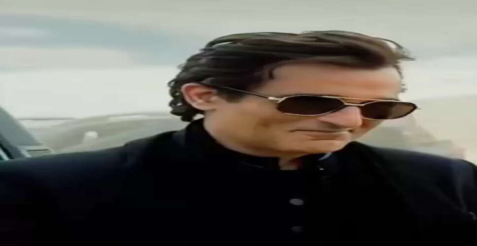 'धुरंधर' में अक्षय खन्ना के काम को देख स्मृति ईरानी की मांग, बोलीं- 'ऑस्कर दे दो'