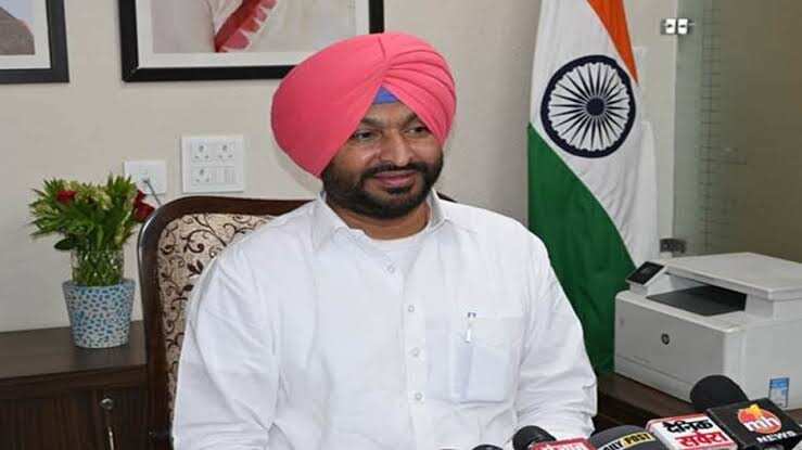 रवनीत बिट्टू ने केंद्रीय मंत्री पद से दिया इस्तीफा, वीडियो में देंखे पंजाब चुनाव से पहले नए चेहरे की तलाश तेज; राघव चड्ढा का नाम चर्चा में