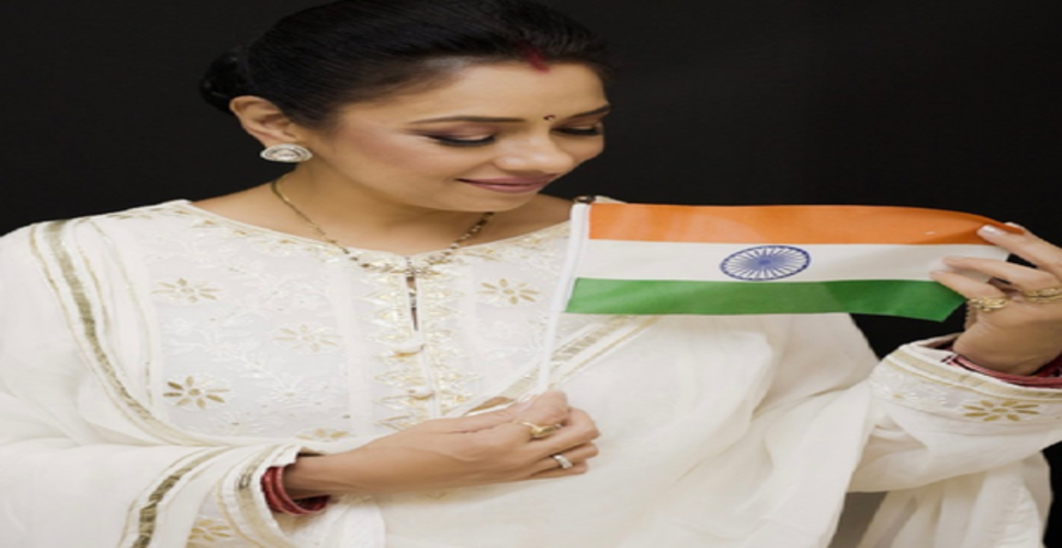 मैं भारत में रहने को सौभाग्यशाली मानती हूं, पीएम मोदी को सलाम : रुपाली गांगुली