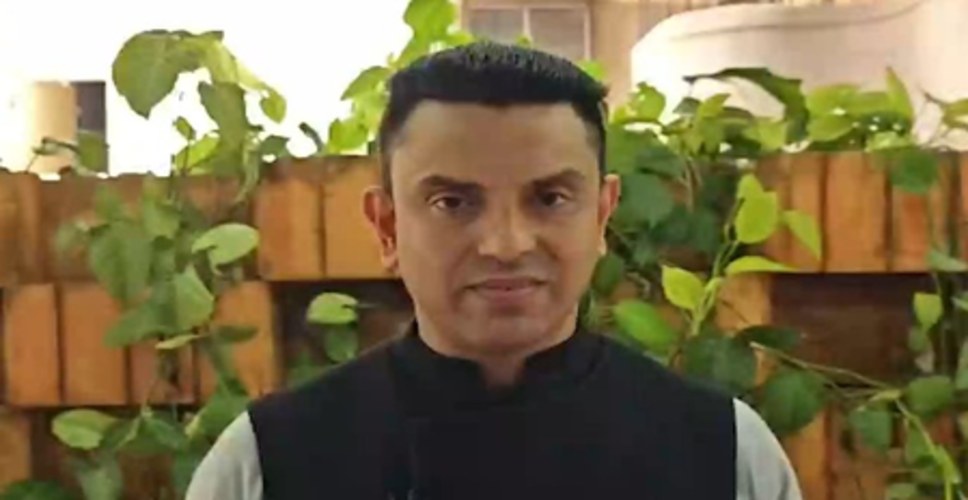 आम महिलाओं को संसद में मौका मिलना चाहिए, फैमिली क्लब नहीं: तहसीन पूनावाला