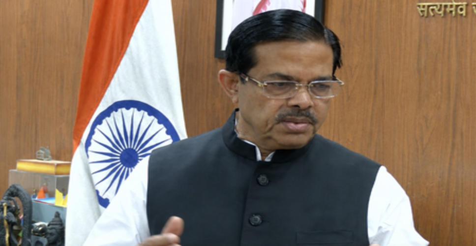 वैश्विक मंच पर योग को प्रचारित करने का श्रेय पीएम मोदी को जाता है : केंद्रीय मंत्री बीएल वर्मा