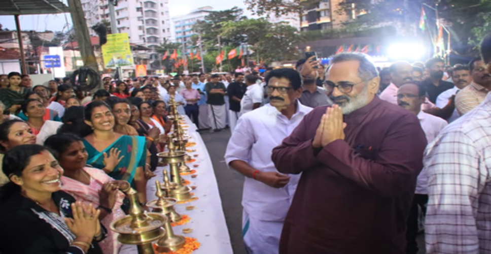 सबरीमाला सोना चोरी मामला: भाजपा का विरोध प्रदर्शन, सीएम से &lsquo;भगवान अय्यप्पा से माफी&rsquo; की मांग