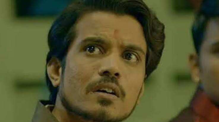 ‘पंचायत’ के दामादजी आसिफ खान की बिग बॉस में एंट्री, सलमान खान के साथ डांस कर हुए भावुक; वीडियो में बोले- अम्मी आज आपके बेटे ने मुकाम हासिल किया