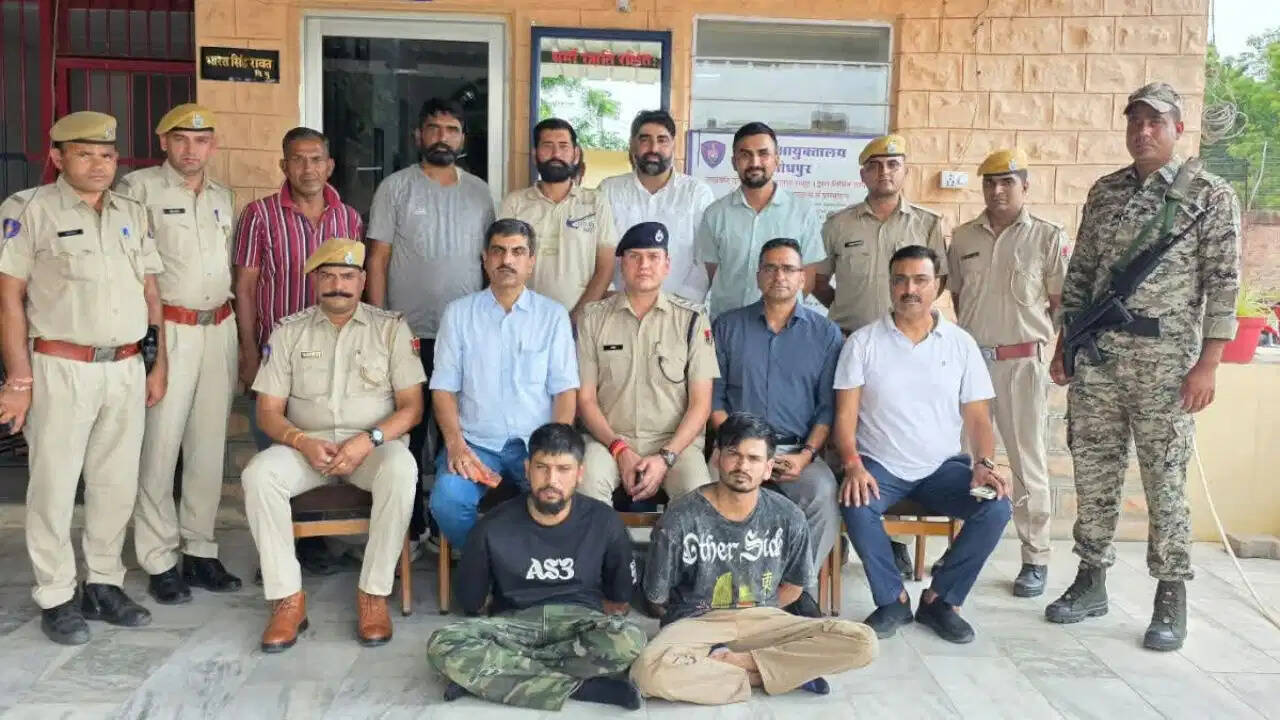 जोधपुर में एजीटीएफ की बड़ी कार्रवाई, लॉरेंस-आरजू बिश्नोई गिरोह के दो शार्प शूटर गिरफ्तार