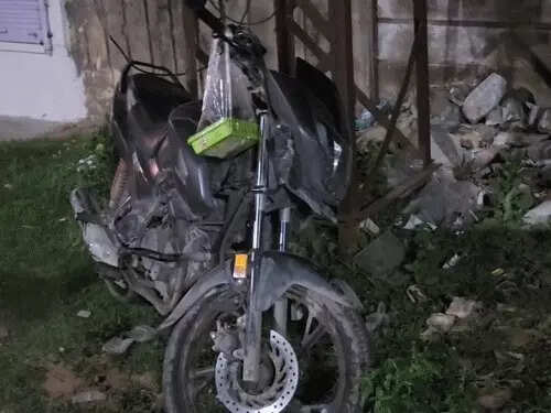 मकराना में सांड के हमले में युवक की मौत, बाइक सवार को सीने में मारी सींग