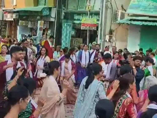 नाथद्वारा श्रीनाथजी मंदिर में अधिक मास के समापन पर छप्पन भोग मनोरथ का भव्य आयोजन