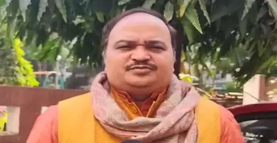 बांग्लादेश में हिंदुओं पर अत्याचार दुर्भाग्यपूर्ण, ढाका पर मिसाइल छोड़े सरकार : आनंद दुबे