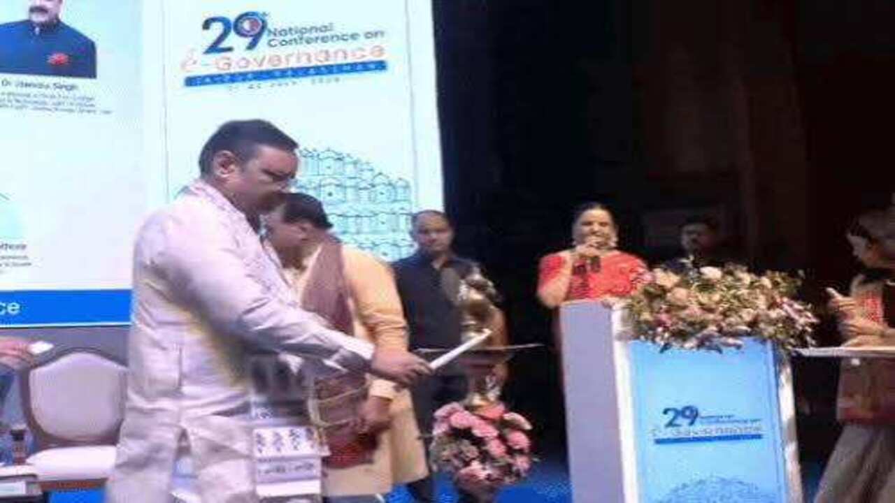 राजस्थान में बड़ी डिजिटल पहल: WhatsApp पर मिलेंगी 27 सरकारी सेवाएं, वीडियो में जाने ‘Hi’ भेजते ही होगा काम