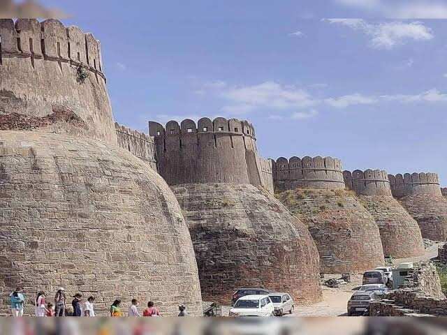 कुम्भलगढ़ किले का इतिहास: राजस्थान की वो अभेद्य दीवार, जिसे दुश्मन कभी आसानी से नहीं जीत पाए