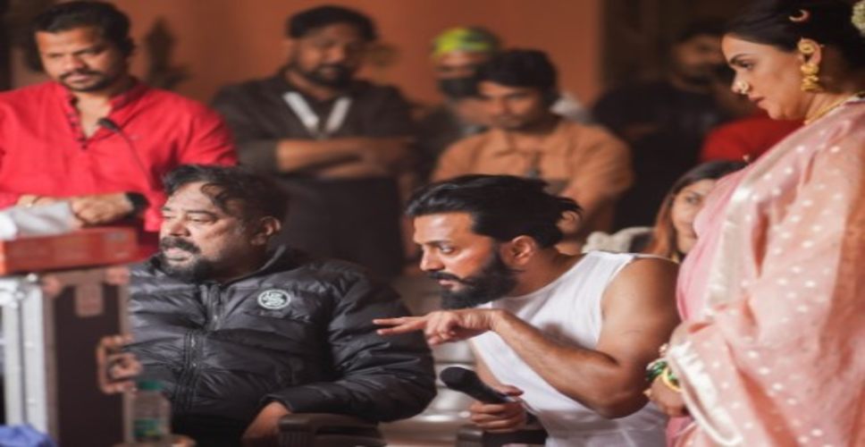 रितेश देशमुख ने संतोष सिवन को बताया अपना मार्गदर्शक, बोले- आपके भरोसे ने मेरी जिंदगी बदल दी