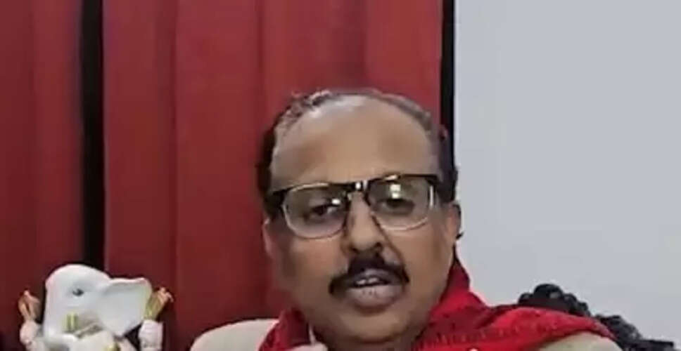 राहुल गांधी के संभावित अयोध्या दौरे पर बोले ठाकुर रघुराज सिंह, &lsquo;वह हिंदू नहीं हैं&rsquo;