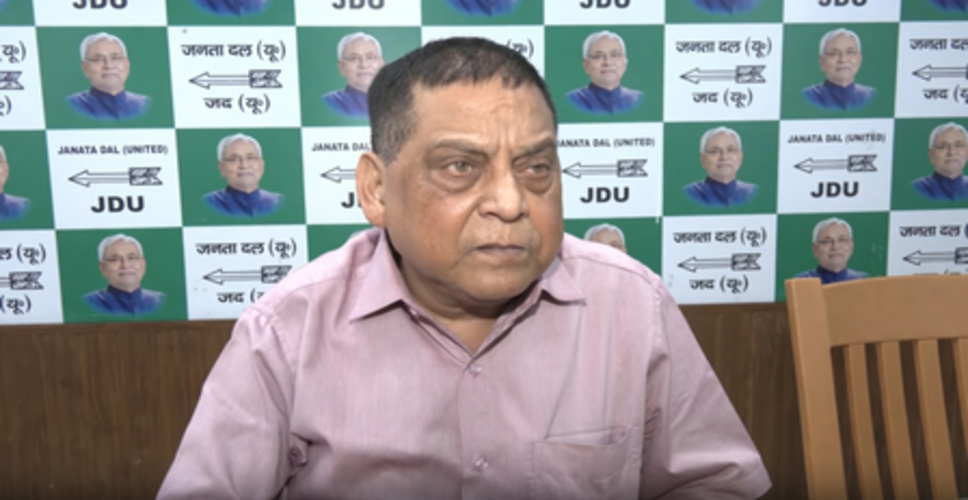 'न सरकार बनाई, न गिराई, फिर यूपी पर टिप्पणी क्यों', नीरज कुमार का तेज प्रताप पर तंज
