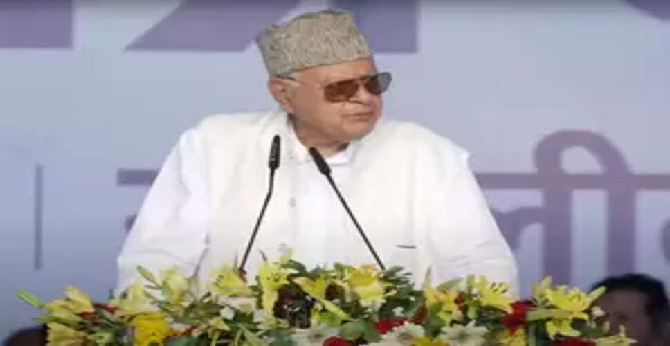 फारुक अब्दुल्ला ने जम्मू संभाग में नए जिले बनाने की मांग पर महबूबा मुफ्ती को दिया जवाब