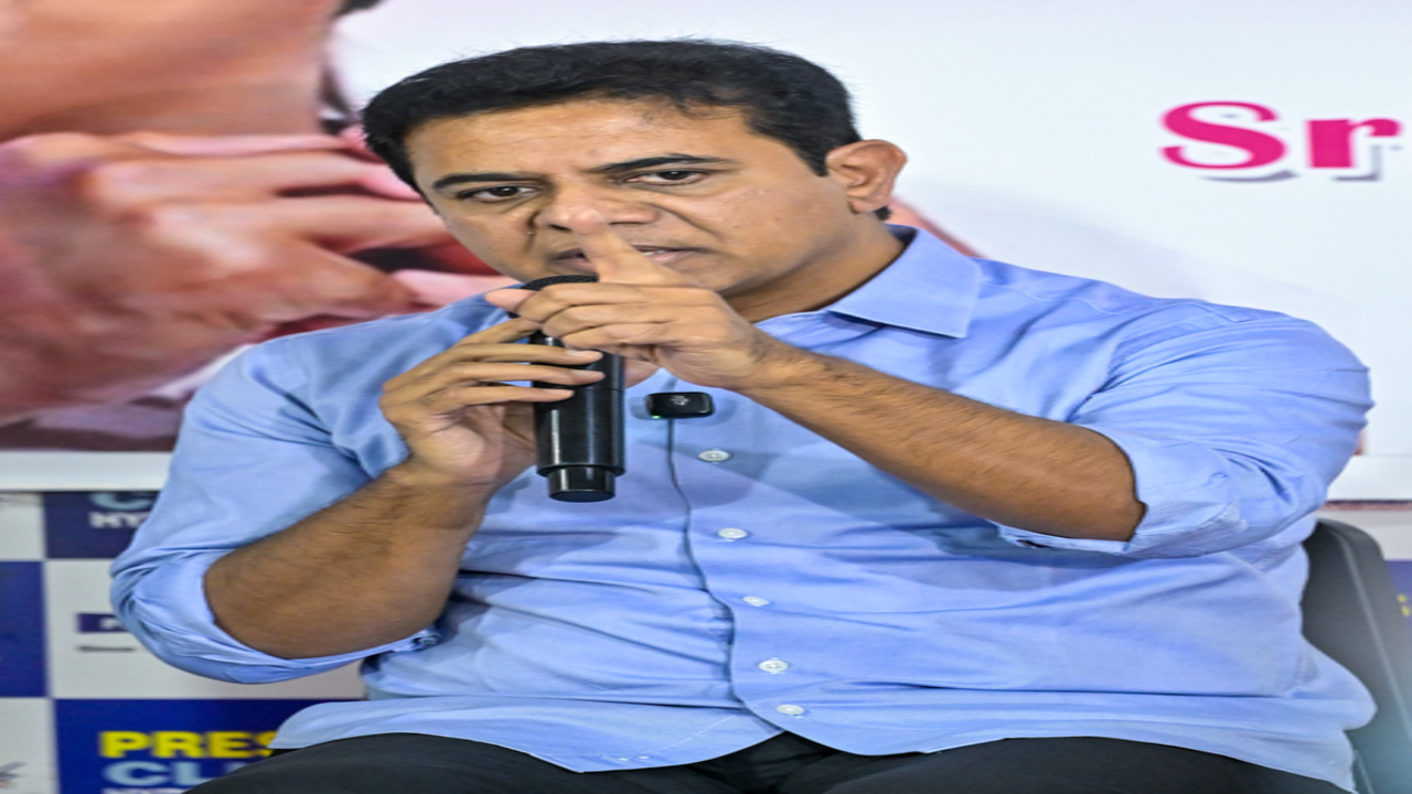 तेलंगाना के सीएम के भाई से जुड़ी टेसेरैक्ट जमीन की डील 'मूडा' से भी बड़ा घोटाला: बीआरएस