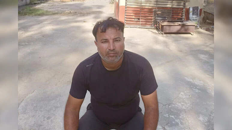 कोटपूतली-बहरोड़ पुलिस ने REET 2021 फर्जीवाड़े का मास्टरमाइंड गिरफ्तार, परीक्षा में बिठाया था डमी कैंडिडेट