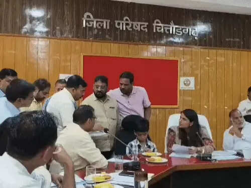 निकायों की आरक्षण लॉटरी में लगे सांवलिया सेठ के जयकारे, 83 महिलाओं को मिला मौका; जानिए किस वार्ड में कौन सा वर्ग