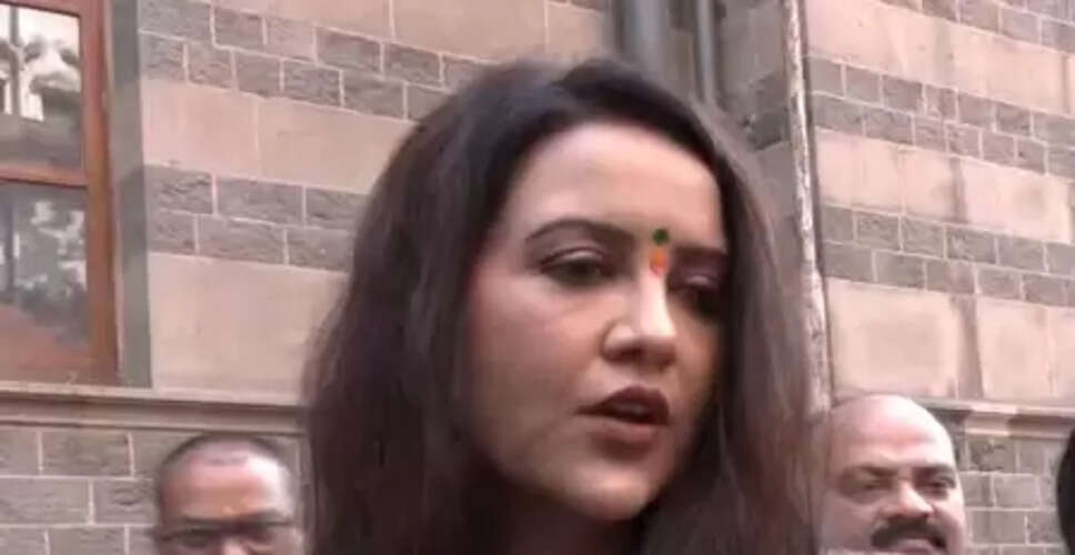 पिकनिक परिवार के साथ होती और परिवार महाराष्ट्र में अपना काम कर रहा: अमृता फडणवीस