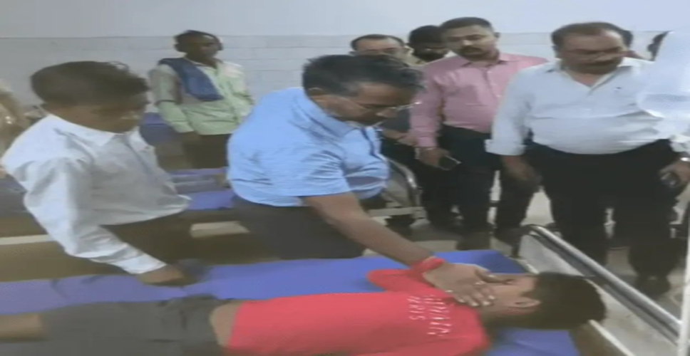 झारखंड: गिरिडीह में गोलगप्पा खाकर बच्चे फूड प्वाइजनिंग के शिकार, एक ने तोड़ा दम