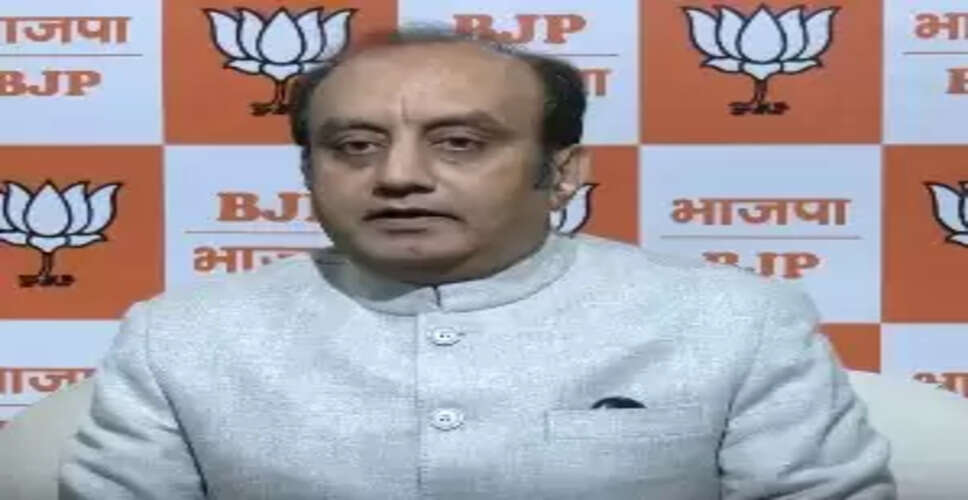 ओवैसी पहले अपनी पार्टी का अध्यक्ष हिजाब वाली महिला को बनाकर दिखाइए: सुधांशु त्रिवेदी