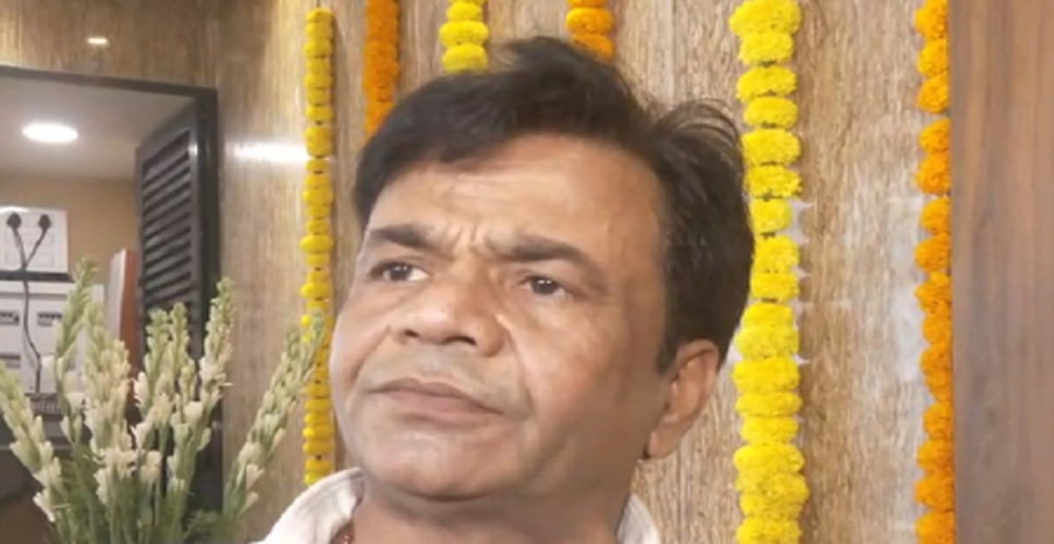 सिने आर्टिस्ट वेलफेयर ट्रस्ट के कार्यक्रम में सितारों का जमावड़ा, लेट पेमेंट पर कलाकारों ने रखी राय