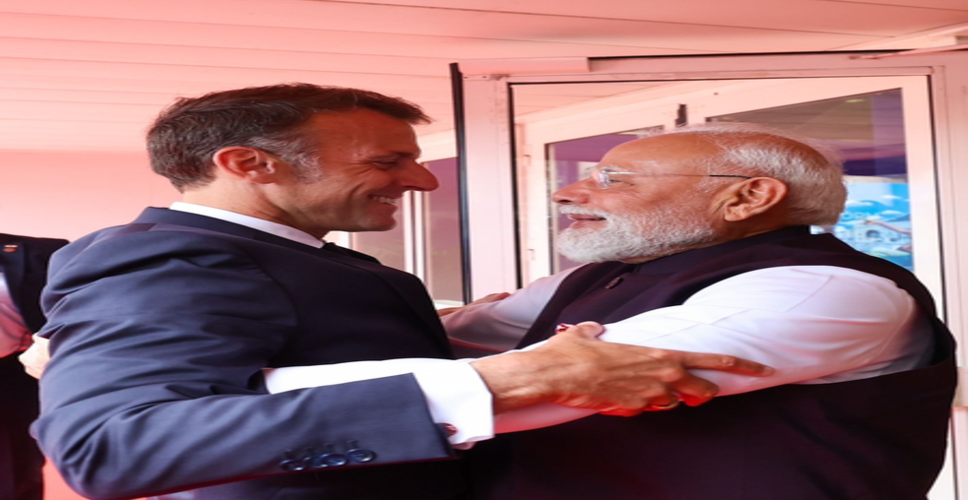 राष्ट्रपति मैक्रों से मिलकर पीएम मोदी ने जताई खुशी, बोले- 'भारत इनोवेट्स 2026' में सार्थक चर्चा
