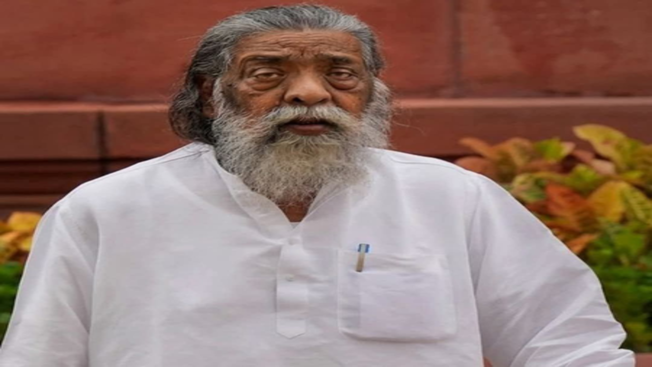 शिबू सोरेन के संघर्ष को पाठ्यक्रम में शामिल करने की मांग, विधायक अरूप चटर्जी बोले- उनके सपनों का झारखंड अधूरा