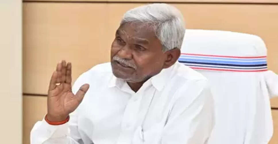 झारखंड के स्वास्थ्य मंत्री मरीजों की जान से खेल रहे, रिम्स की जमीन पर कब्जा: चंपई सोरेन