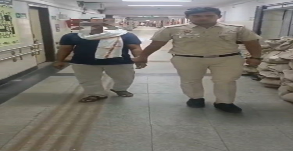 दिल्ली: चावड़ी बाजार में दुकान से 3.85 लाख रुपए की चोरी, पुलिस ने 36 घंटे में ढूंढ निकाला चोर