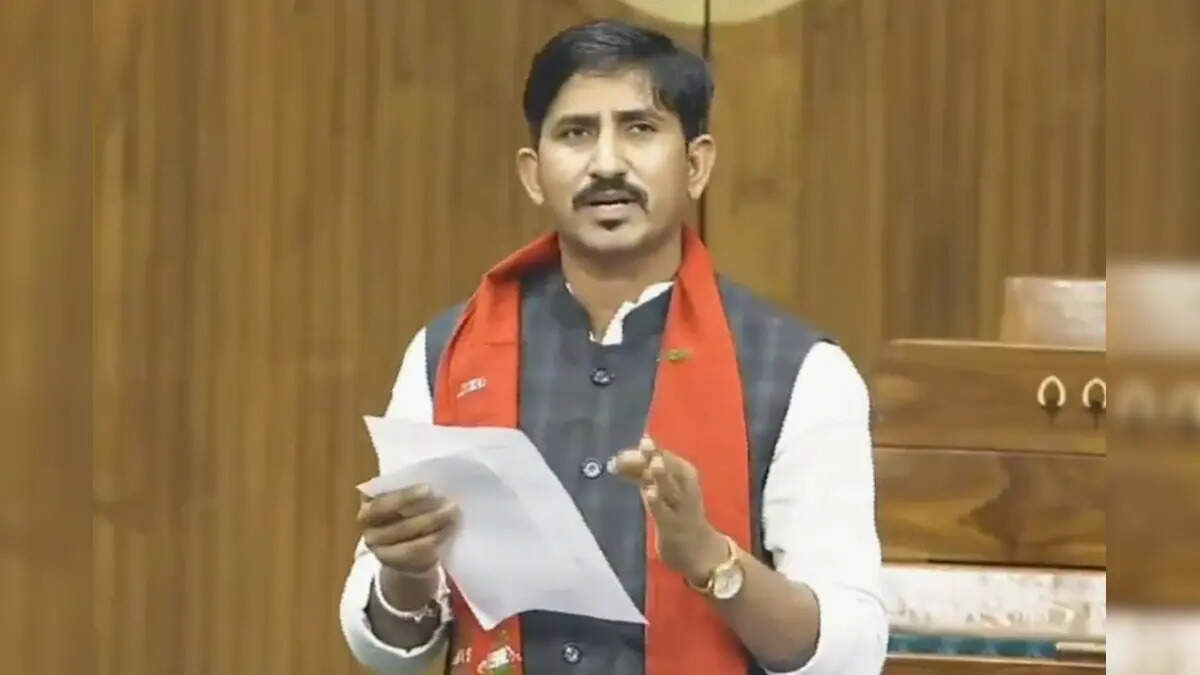 सांसद राजकुमार रोत की आवाज संसद में गूँजी: बांसवाड़ा‑रतलाम रेल परियोजना पर उठाए कई गंभीर सवाल