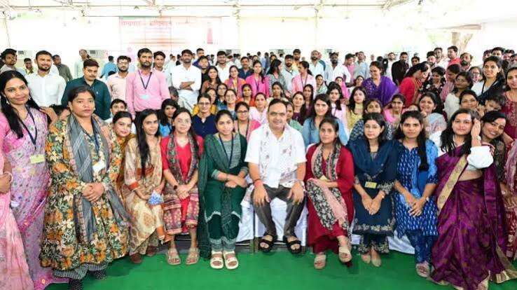 राजस्थान कर्मचारियों को बड़ी राहत: प्रमोशन के लिए अनुभव में 2 साल की छूट, वीडियो में जाने ग्रेच्युटी सीमा भी 25 लाख रुपए हुई