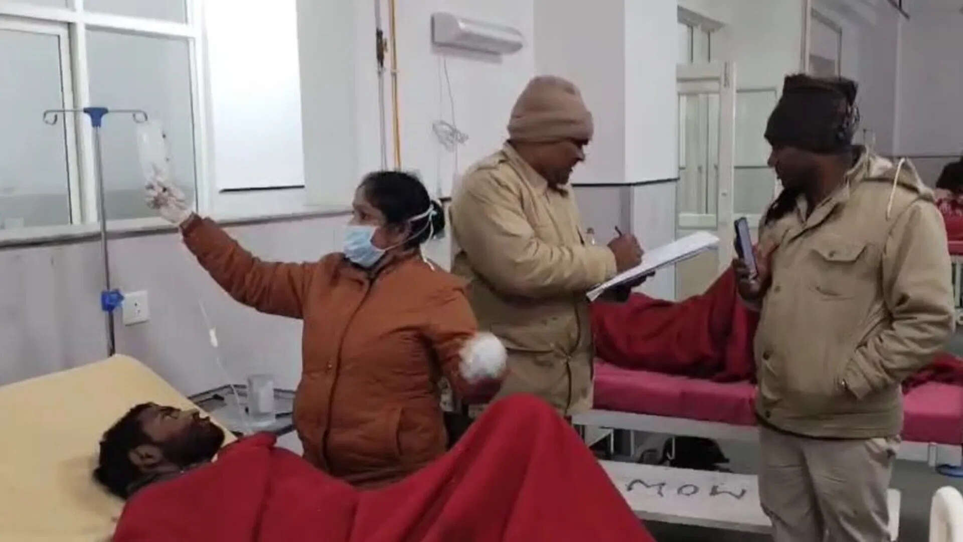 राष्ट्रीय राजमार्ग पर दर्दनाक हादसा, 4 लोगों की मौत और 6 से अधिक घायल