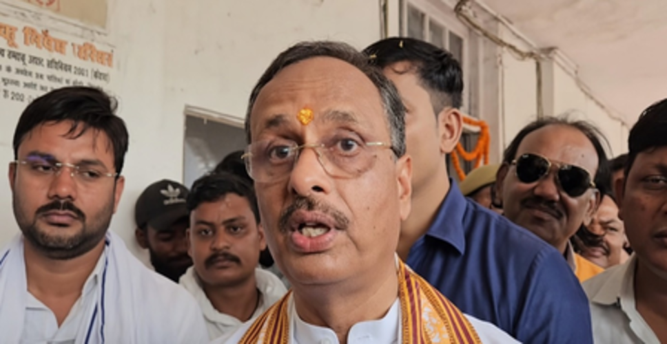 भारत में &lsquo;सेल ब्रॉडकास्ट&rsquo; सेवा की शुरुआत, दिनेश शर्मा ने कहा-विकसित राष्ट्र बनने की दिशा में बढ़े कदम