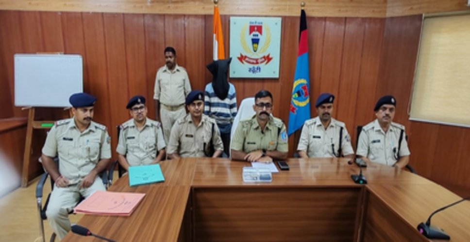 झारखंड: खूंटी में नशे के सौदागरों पर पुलिस का शिकंजा, भारी मात्रा में डोडा और अफीम बरामद, तस्कर गिरफ्तार