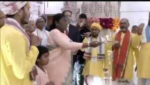 राष्ट्रपति द्रौपदी मुर्मू ने गोवर्धन में किए गिरिराज जी के दर्शन, सप्तकोसीय परिक्रमा की शुरुआत