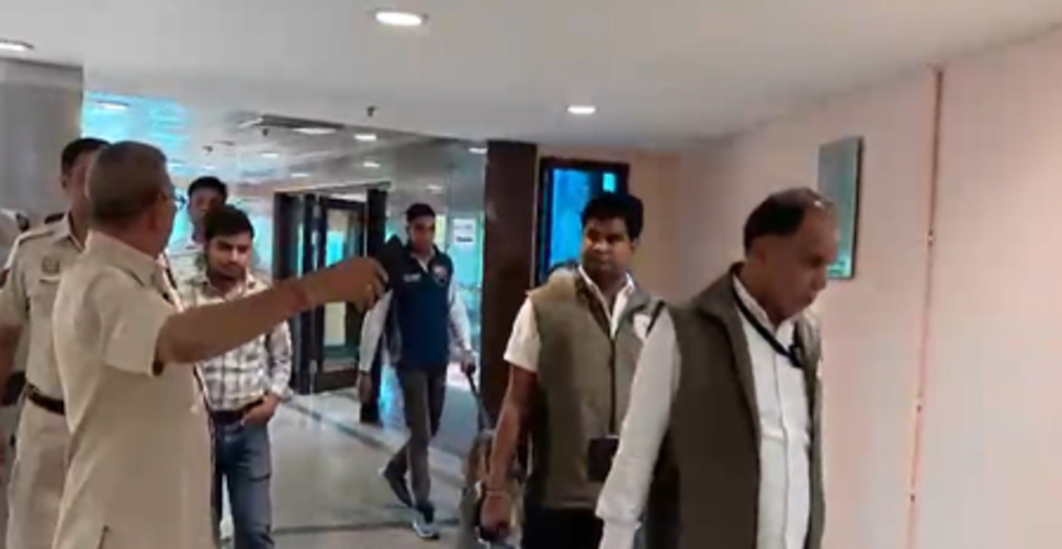 दिल्ली के मेयर ऑफिस को बम से उड़ाने की मिली धमकी