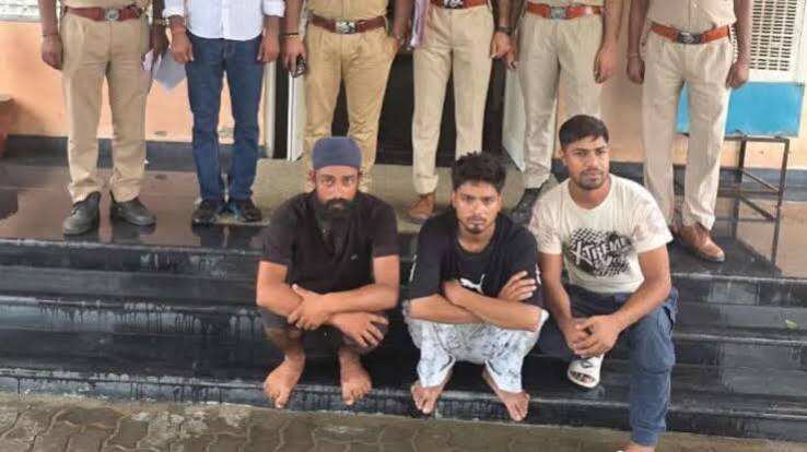 जयपुर में Grindr एप से लोगों को सुनसान जगह बुलाकर लूटते थे बदमाश, वीडियो में देंखे करधनी पुलिस ने दो आरोपियों को पकड़ा