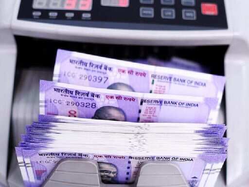 जयपुर में इनकम टैक्स रेड का डर दिखाकर 90 लाख की ठगी, खराब फ्रिज में रखवाए गए रुपए लेकर फरार हुए आरोपी