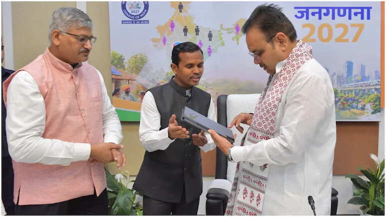 राजस्थान में विकास डेटा जुटाने का बड़ा अभियान शुरू, मुख्यमंत्री भजनलाल शर्मा ने भरा ‘स्व-गणना’ फॉर्म