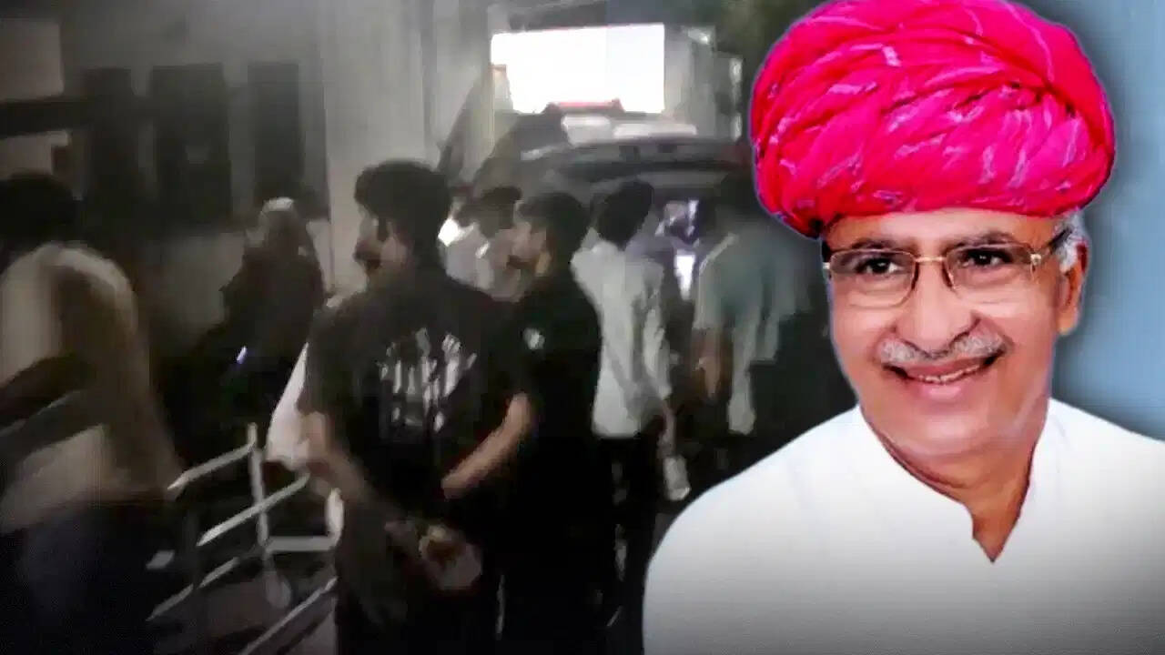 भरतपुर में पूर्व BJP विधायक अतर सिंह भड़ाना पर हमला, इलाज के दौरान मौत; अंगरक्षक गगन शर्मा गंभीर घायल
