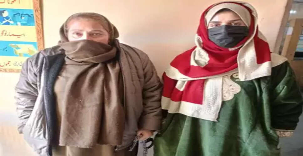 कश्मीर की एंटी नारकोटिक्स टास्क फोर्स की बड़ी कार्रवाई, फरार महिला तस्कर गिरफ्तार