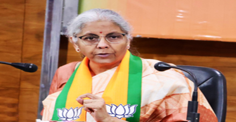 ईंधन उत्पाद शुल्क में कटौती का उद्देश्य जनता को वैश्विक मूल्य वृद्धि से बचाना: निर्मला सीतारमण