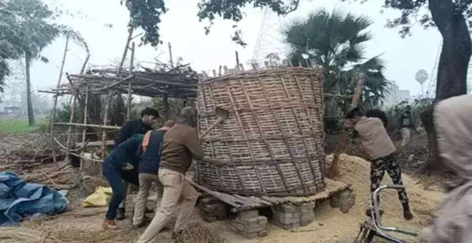 बिहार: पुलिस ने छपरा मंदिर से चोरी हुई अष्टधातु की मूर्तियां बरामद कीं