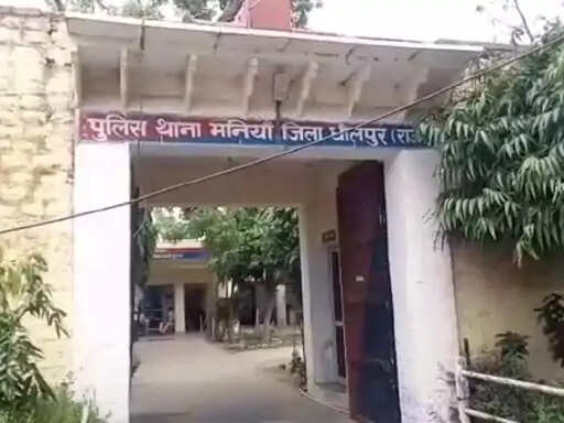 20 हजार रुपए का इनामी बदमाश गिरफ्तार, डकैती के मामले में 18 साल से था फरार; 5 साल से भाग रहा स्थायी वारंटी भी पकड़ा